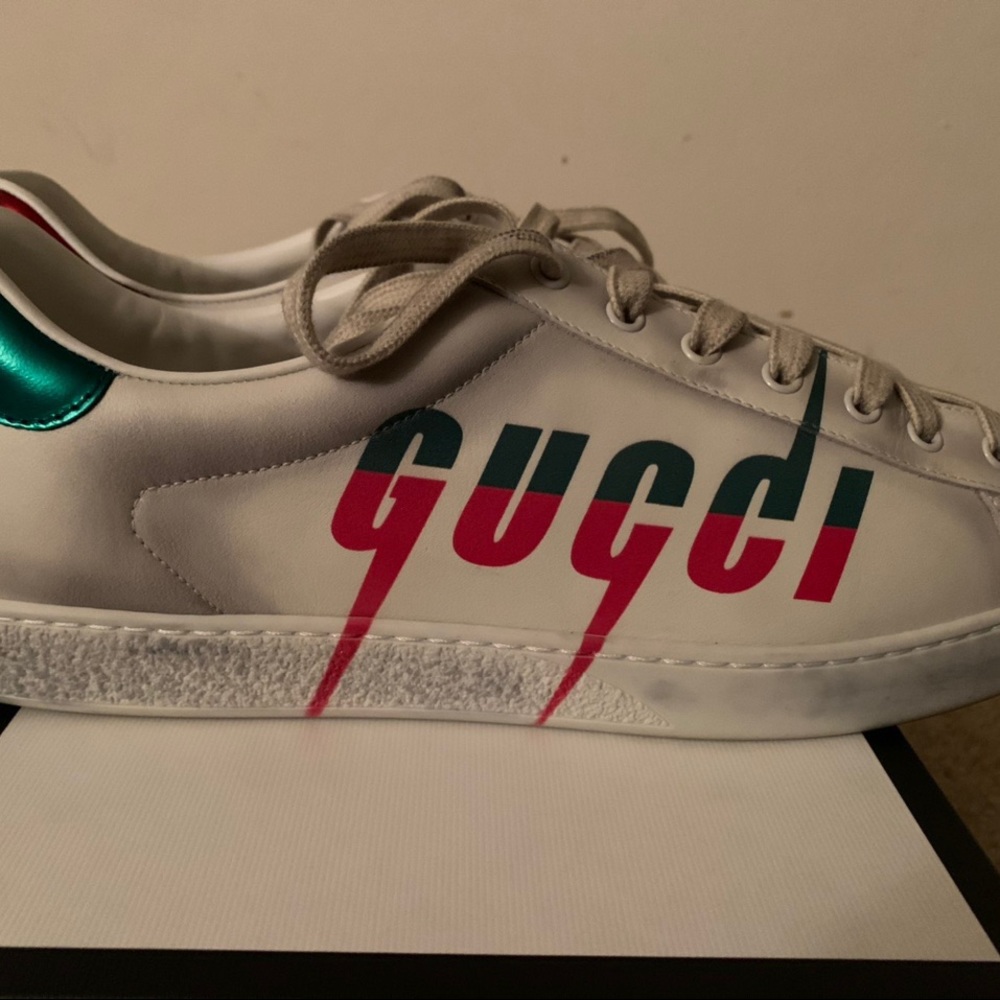 Gucci Ace 'Gucci Blade Distressed White'
Sz 13 UK